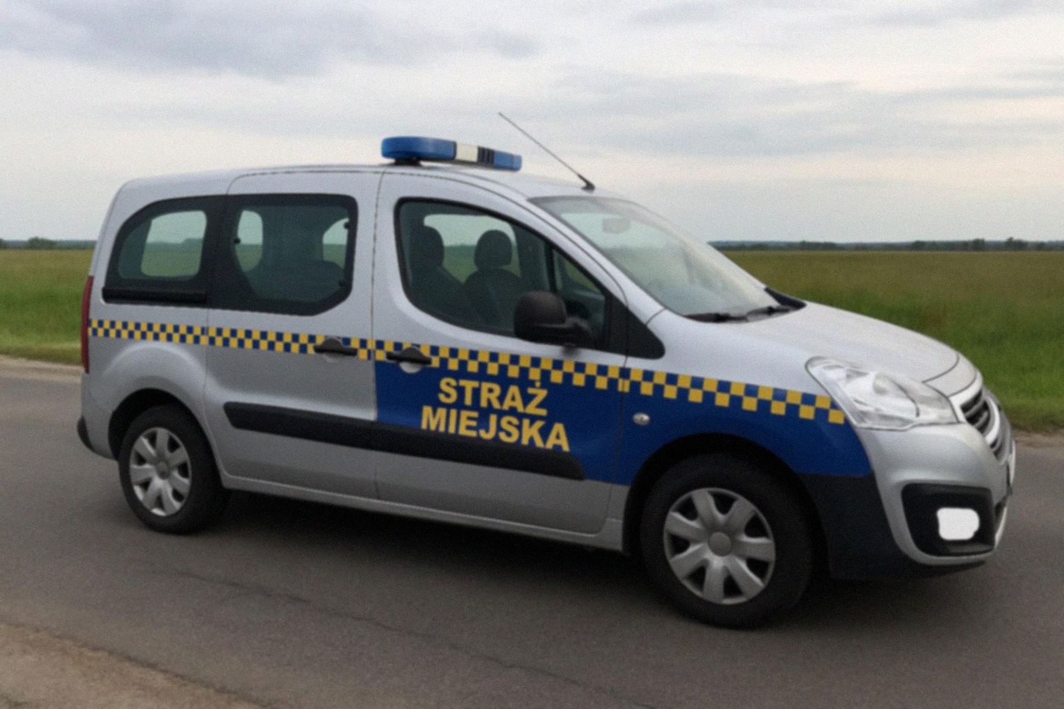 Groźne zdarzenie drogowe w Gliwicach