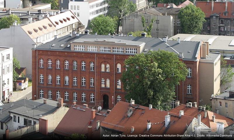 V Liceum Ogólnokształcące im. Andrzeja Struga w Gliwicach